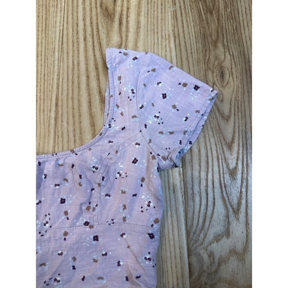 Ivy and Main from Tilly’s crop top, purple floral. Size Small - Picture 4 of 8